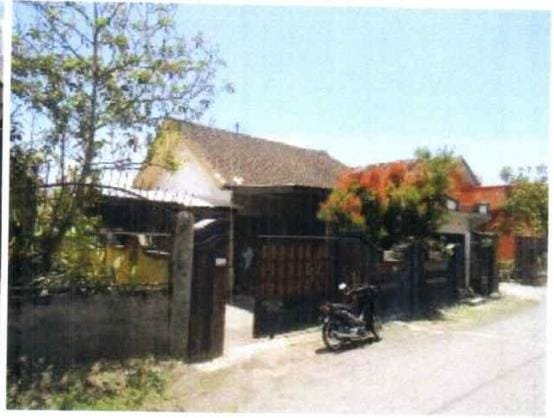 1 BIDANG TANAH DENGAN TOTAL LUAS 284 M2 BERIKUT BANGUNAN DI KABUPATEN LOMBOK TIMUR