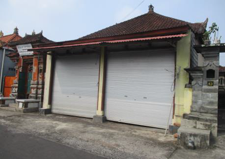 1 BIDANG TANAH DENGAN LUAS 250 M2 BERIKUT BANGUNAN DI KABUPATEN TABANAN